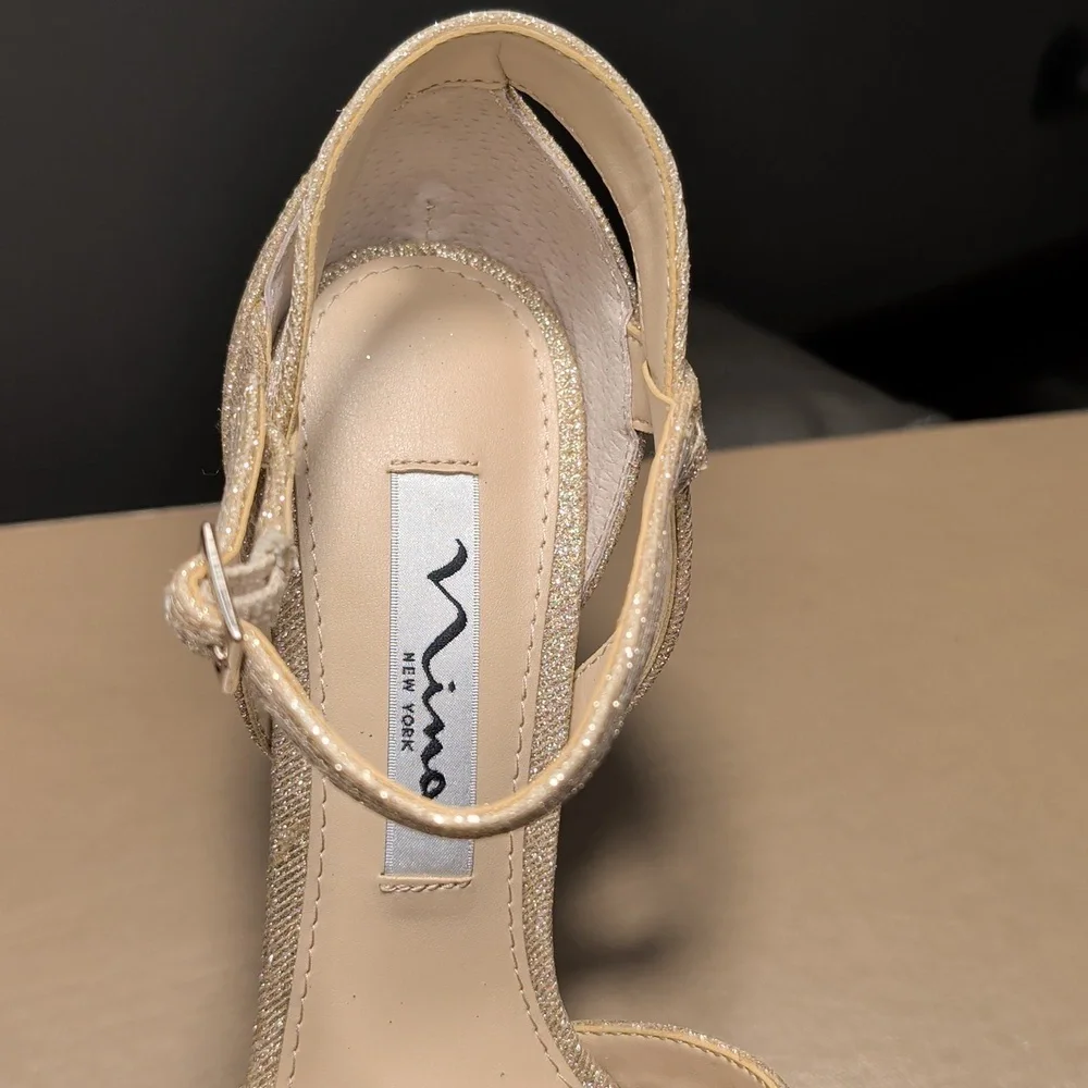 Nina Samara Royal Gold Shimmer Platform Stiletto Sandals New Size 5.5